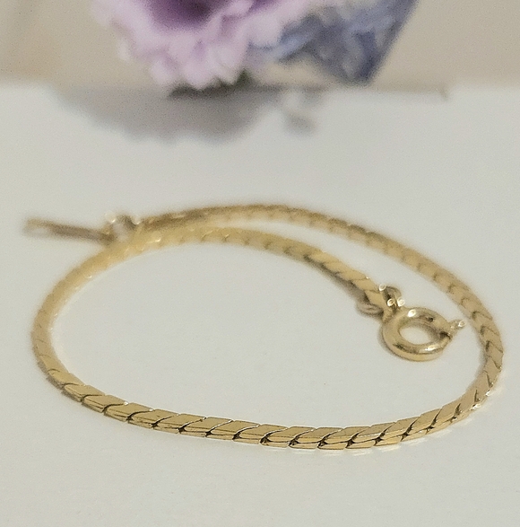 Avon Jewelry - Vintage Avon 14K Gold Filled 1/20 Square Chain Link Bracelet 7.5" Long Unisex